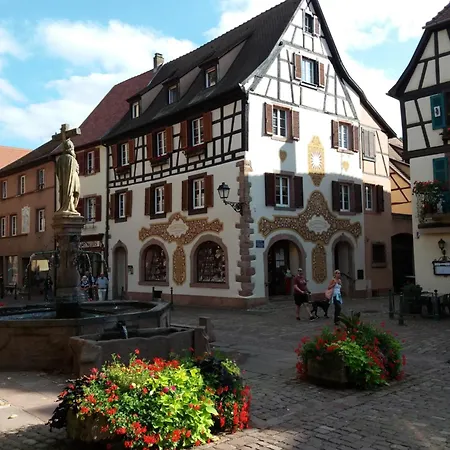 Les Toits Du Tonnelier Apartment
